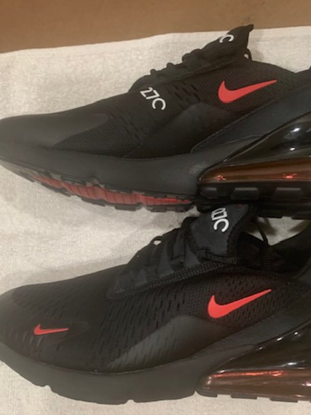 Nike AirMax 270 Men's Size US 10.5 - Picture 5 of 8